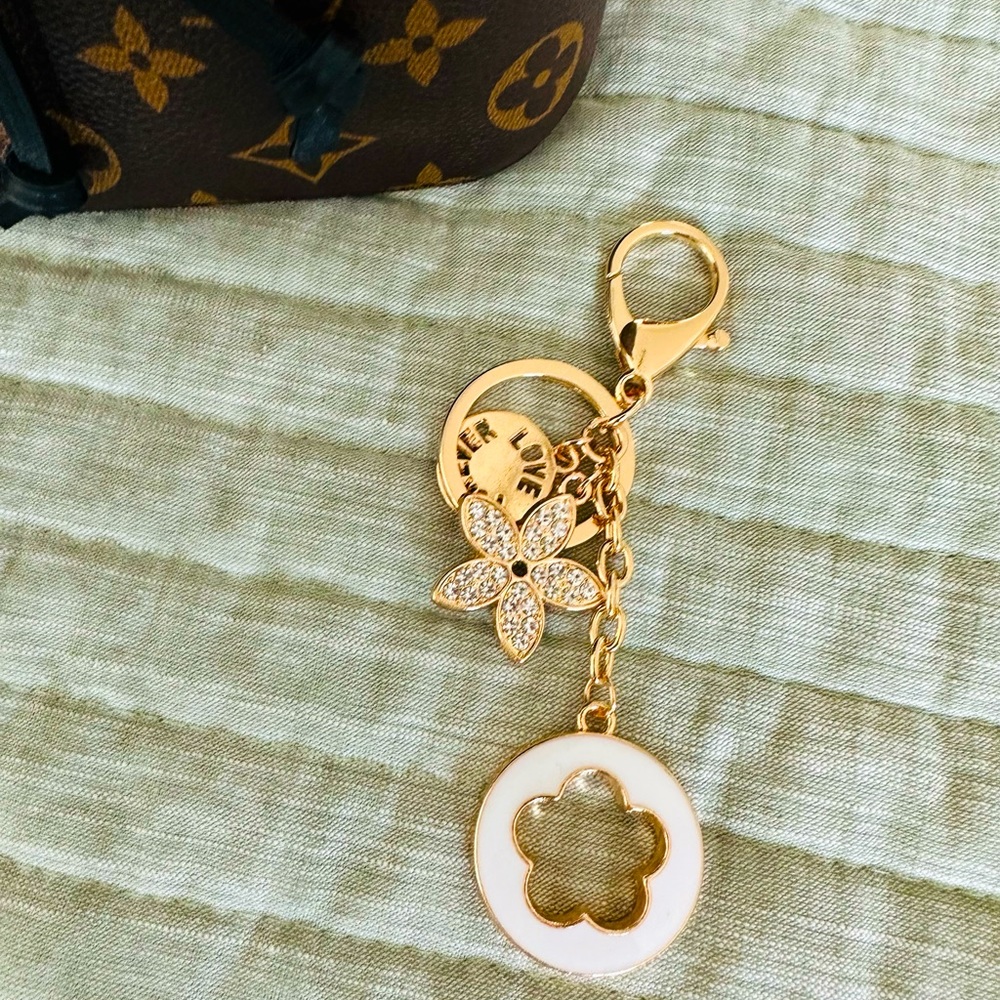 Unbranded bag charm and key chain, white with rhinestones
